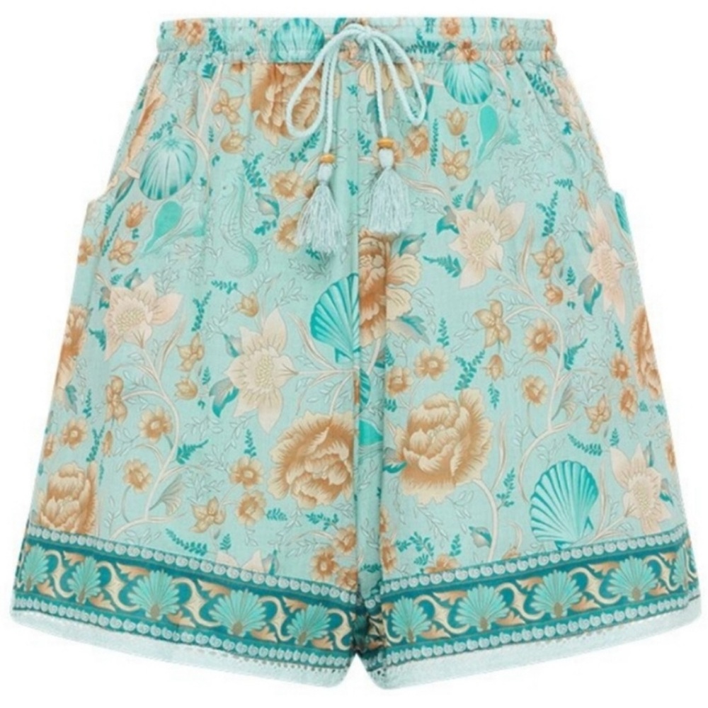 Spell and The Gypsy Collective Seafoam Seashell Shorts M
